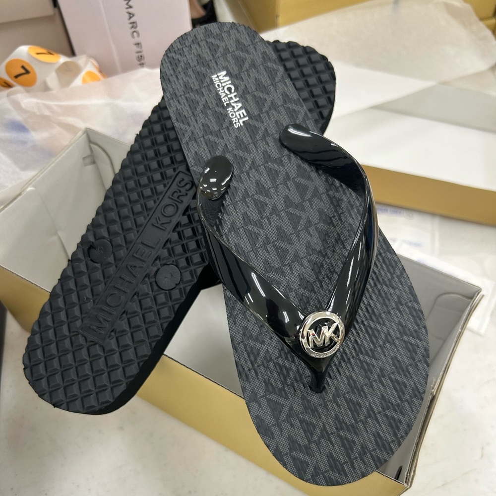 COPY - Micheal Kors Filp Flops
